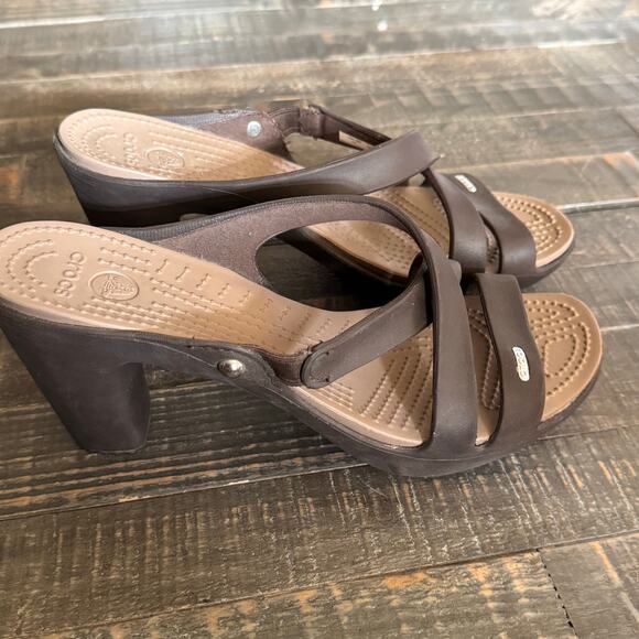 Crocs Womens Size 10 Cyprus IV Heeled Sandals Brown Slip On Strappy 4” 14558 EUC - Picture 9 of 13